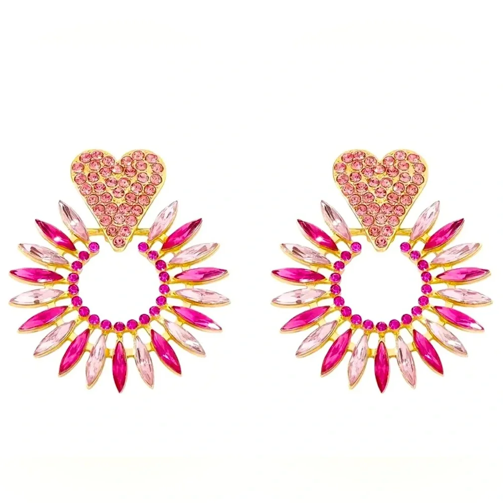💗 Heart Sunburst Stud Earrings - Picture 3 of 10